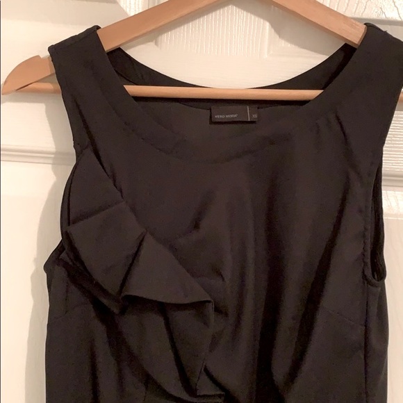 Vero Moda Black Ruffle Dress - Picture 1 of 6